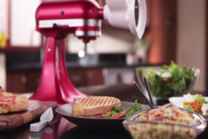 KitchenAid Stand Mixer Roto Slicer / Shredder Attachment KitchenAid Stand Mixer Roto Slicer / Shredder Attachment