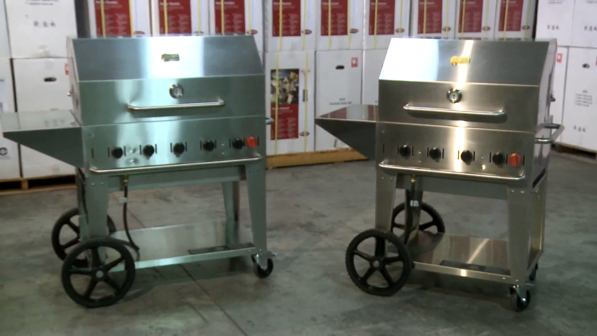 Crown Verity Outdoor Mobile Charbroiler Crown Verity Outdoor Mobile Charbroiler