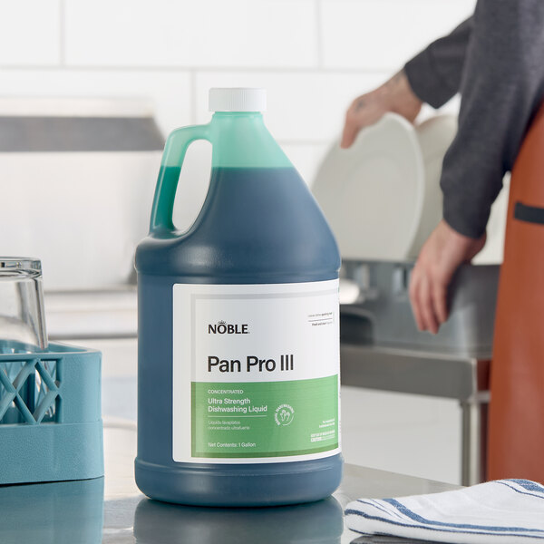 Pan Pro III 1 Gallon / 128 oz. Concentrated Ultra Strength Liquid Dish Soap