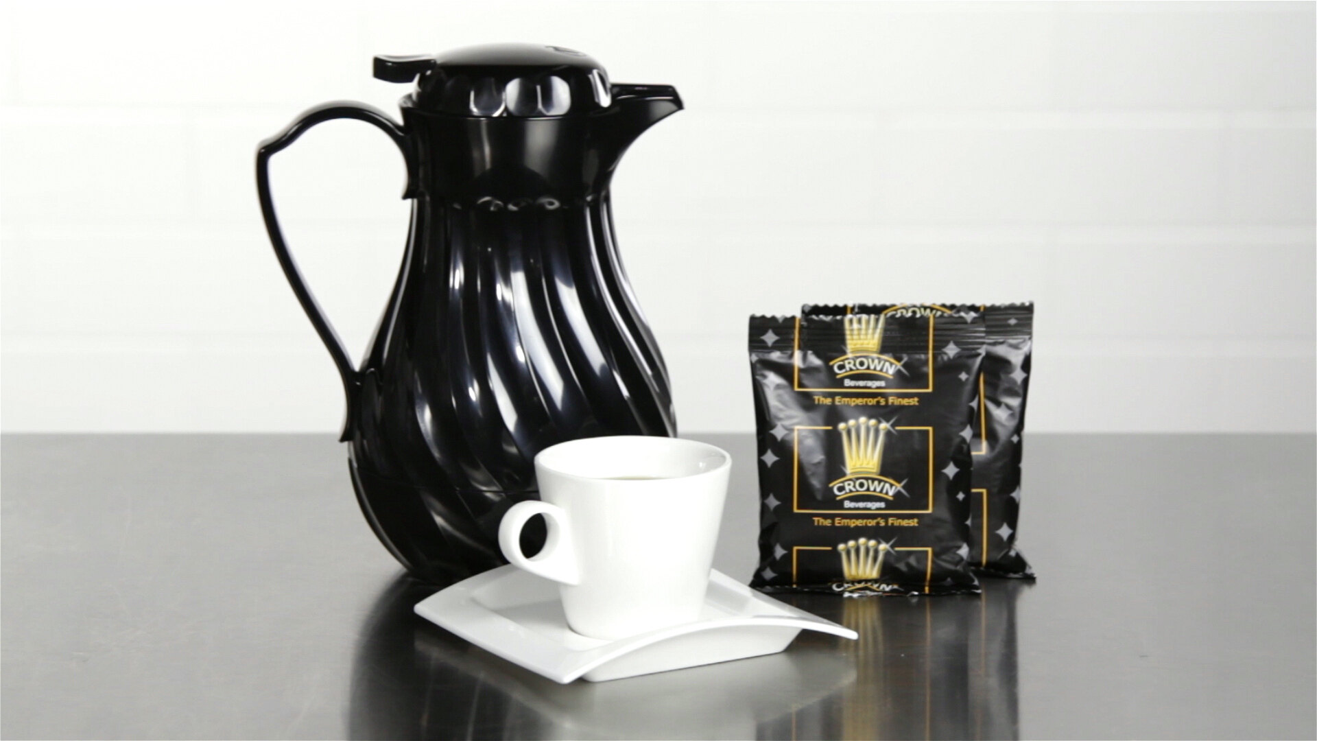 Restpresso 42 oz Black Thermal Coffee Carafe / Server - 8 inch x 6 inch x 10 inch - 10 Count Box - Restaurantware