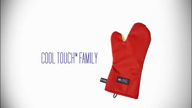Cool Touch™ Oven Mitt