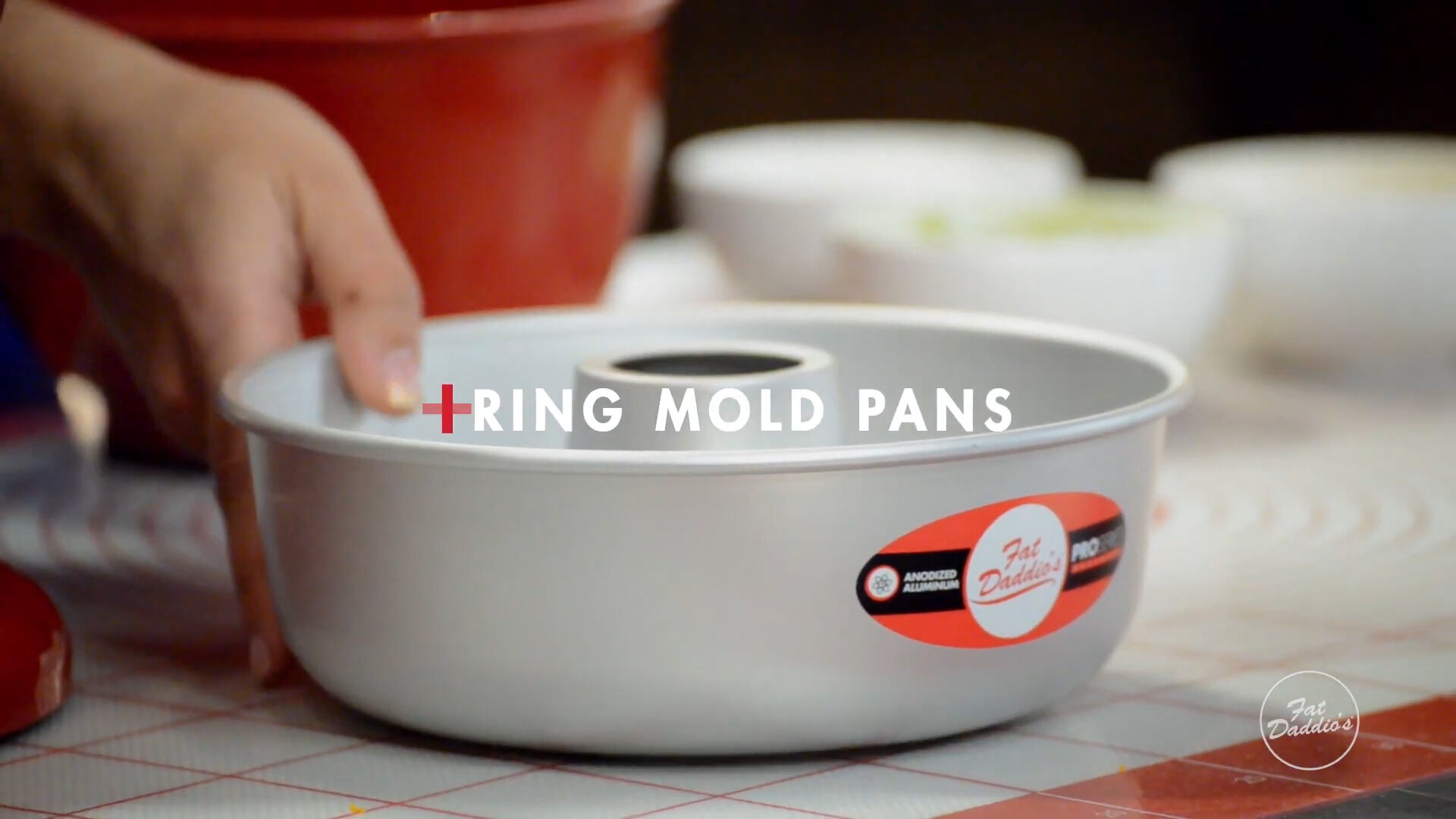 Fat Daddio's ProSeries Springform Cake Pans Video