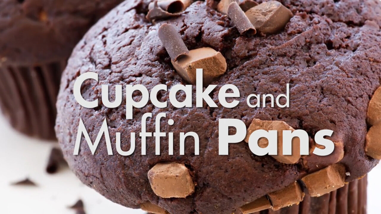 Standard Muffin-Cupcake Pan 12 Cavity 2 x 2-3/4 Inches by Fat Daddio's Fat  Daddio's