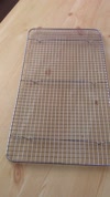 Choice Wire Grate Cooling Rack (10 x 18)